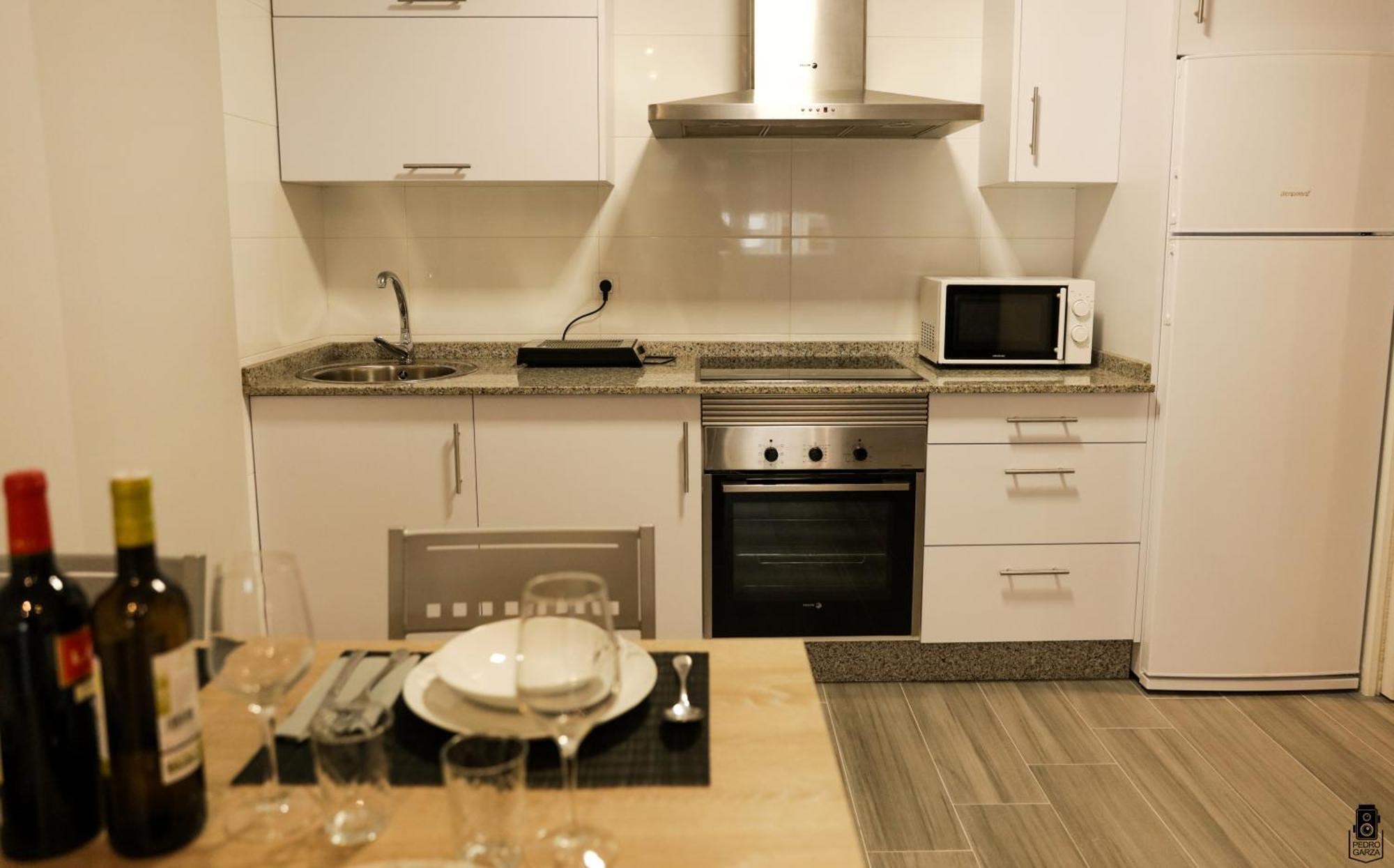 Dpcristal City Apartments Sarria Exteriér fotografie
